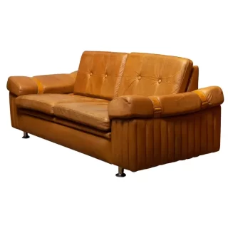 10 Best Brutalist Two-Seater Low-Back Sofa